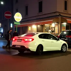 carro invade pizzaria em Cariacica